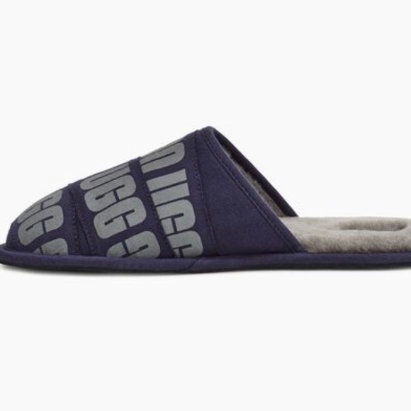 UGG Men's SCUFF GRAPHIC BAND SLIPPERS Color: DARK SAPPHIRE - Picture 3 of 6